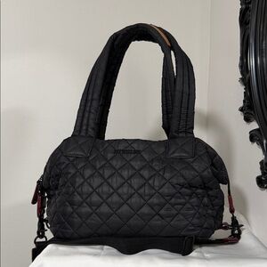 MZ WALLACE Sutton Medium Deluxe Crossbody/shoulder bag 🎀🎀🎀